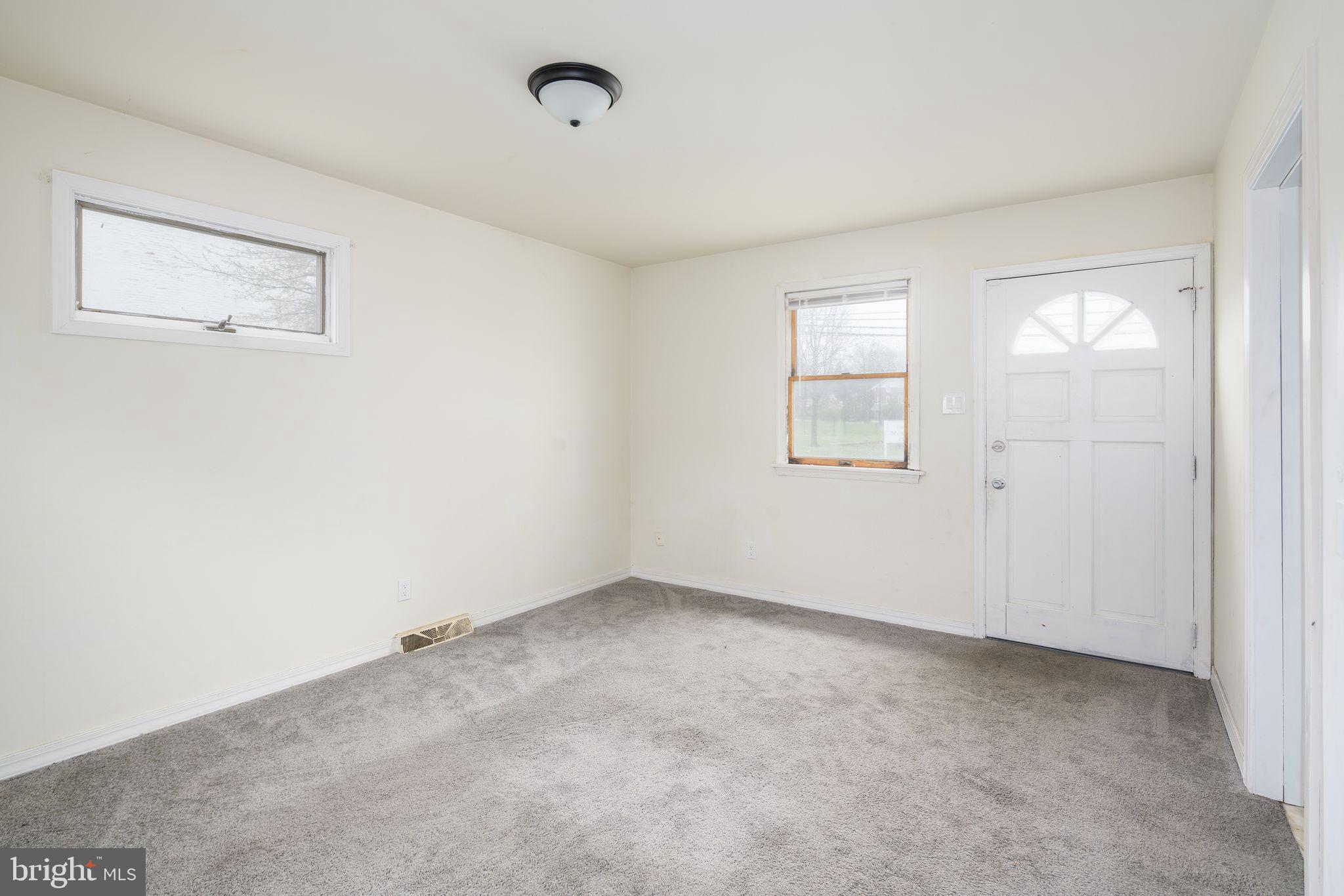 32 6th Street Brookhaven, PA 19015 - Photo 8 of 15