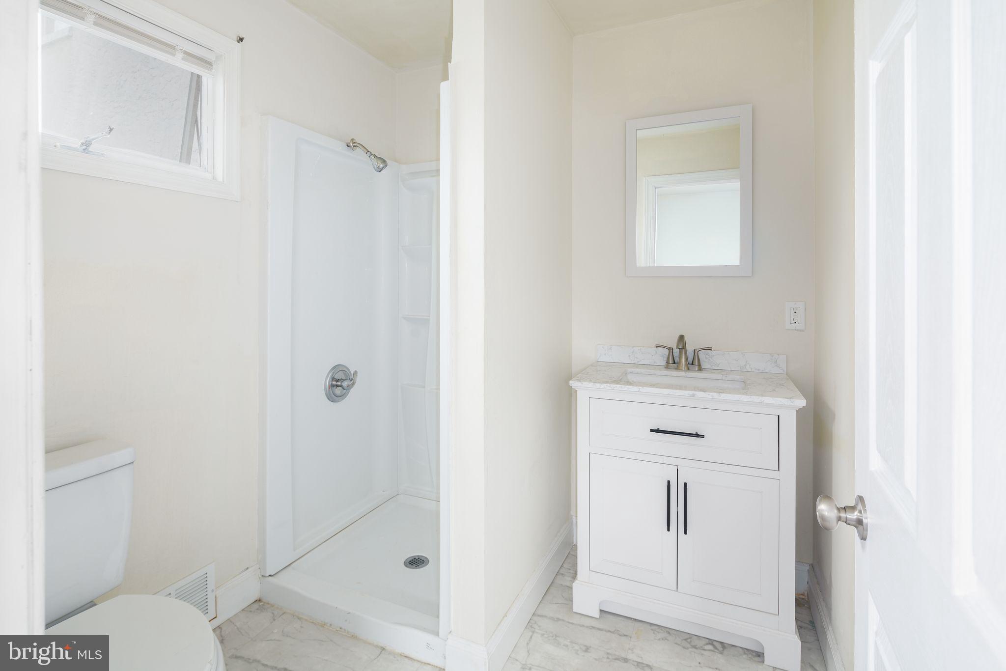 32 6th Street Brookhaven, PA 19015 - Photo 9 of 15