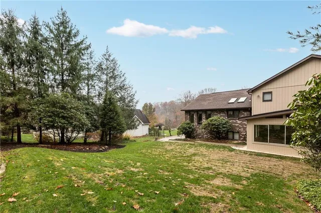 $395,000 | 6187 Baker School Road, Trafford, PA 15085