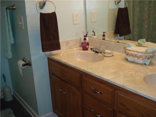 104 Cook Lane Tullahoma, TN 37388 - Photo 12 of 20 Gallery Image 12
