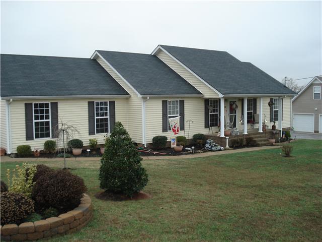 104 Cook Lane Tullahoma, TN 37388 - Photo 2 of 20 Gallery Image 2