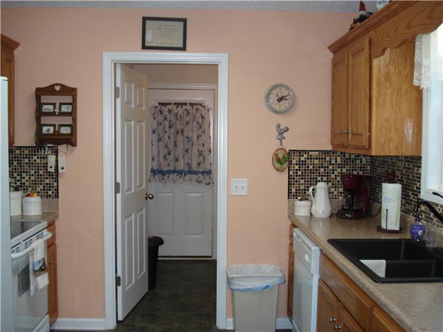 104 Cook Lane Tullahoma, TN 37388 - Photo 7 of 20 Gallery Image 7