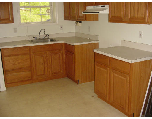 152 Southbridge Road Charlton, MA 01507 - Photo 2 of 5 Gallery Image 2