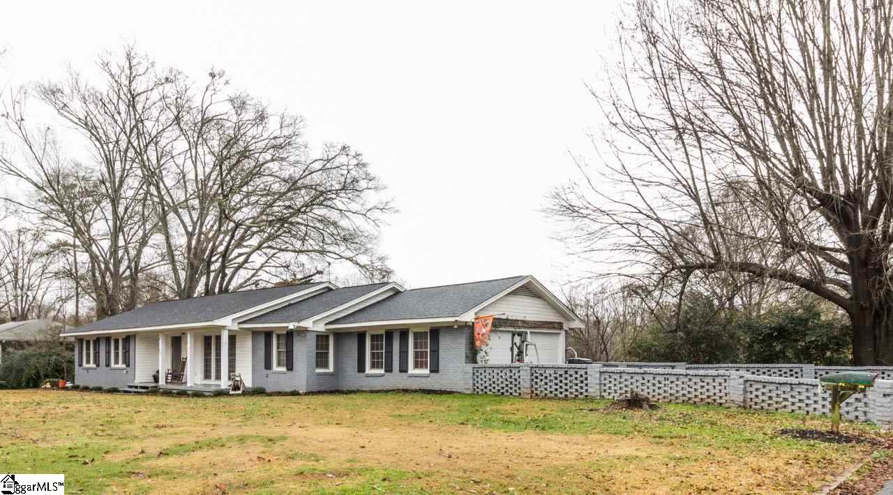 423 Tanglewood Drive Anderson, SC 29621 - Photo 1 of 36 Gallery Image 1