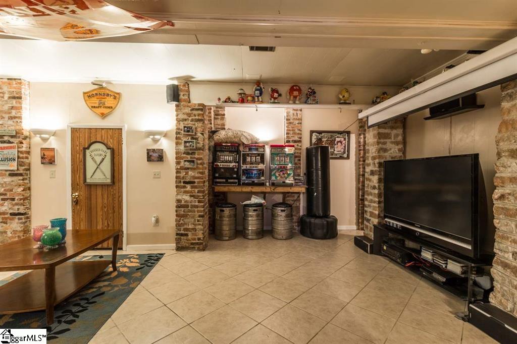 423 Tanglewood Drive Anderson, SC 29621 - Photo 29 of 36 Gallery Image 29