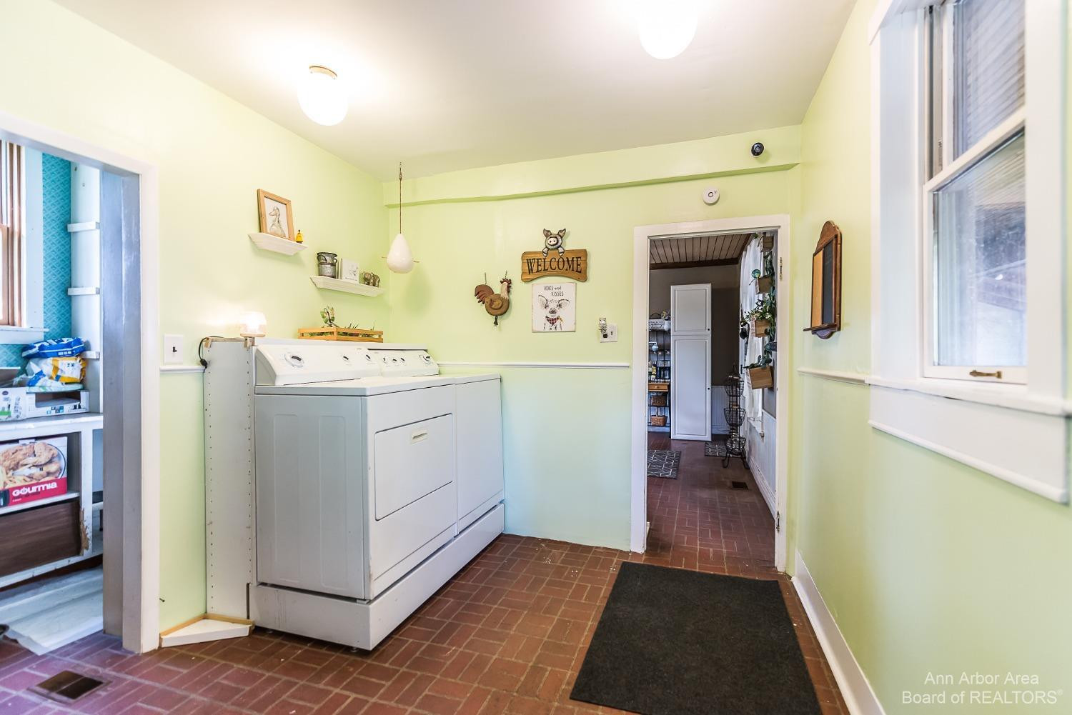 12701 East Pleasant Lake Road Manchester, MI 48158 - Photo 4 of 60 Photo 4