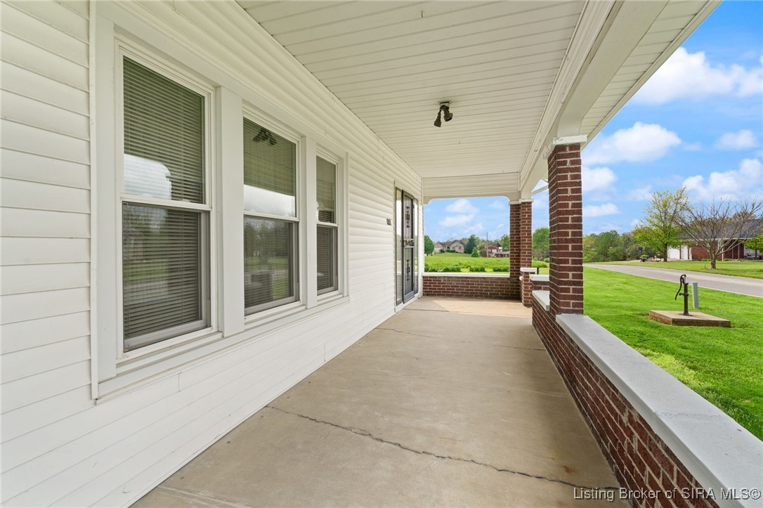 4769 Fosskuhl Road Floyds Knobs, IN 47119 - Photo 5 of 68 Gallery Image 5