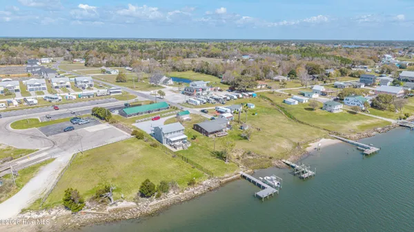 $1,800,000 | 252 Shell Rock Landing Road, Hubert, NC 28539