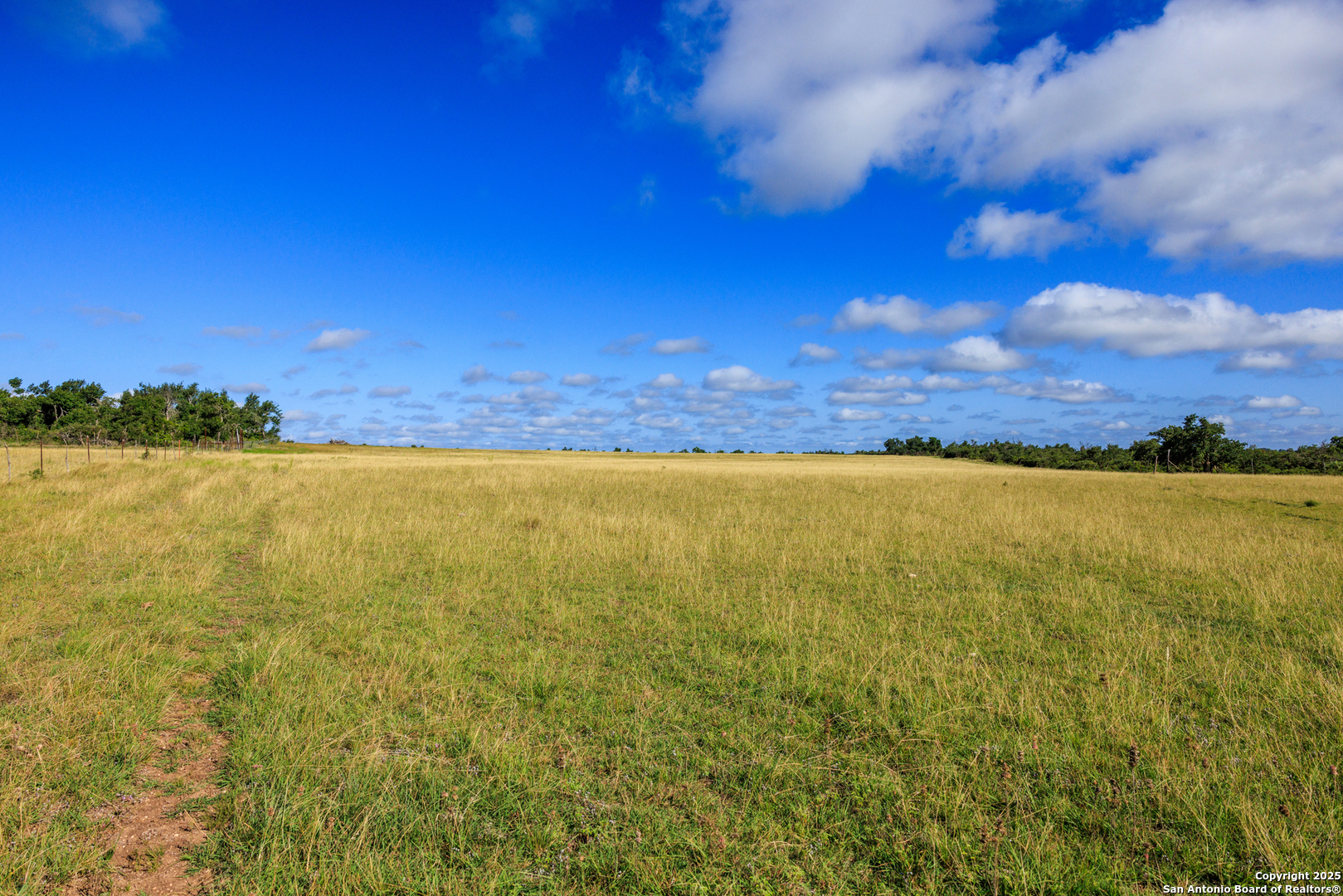 875 Gypsum Mine Road Fredericksburg, TX 78624 - Photo 13 of 29
