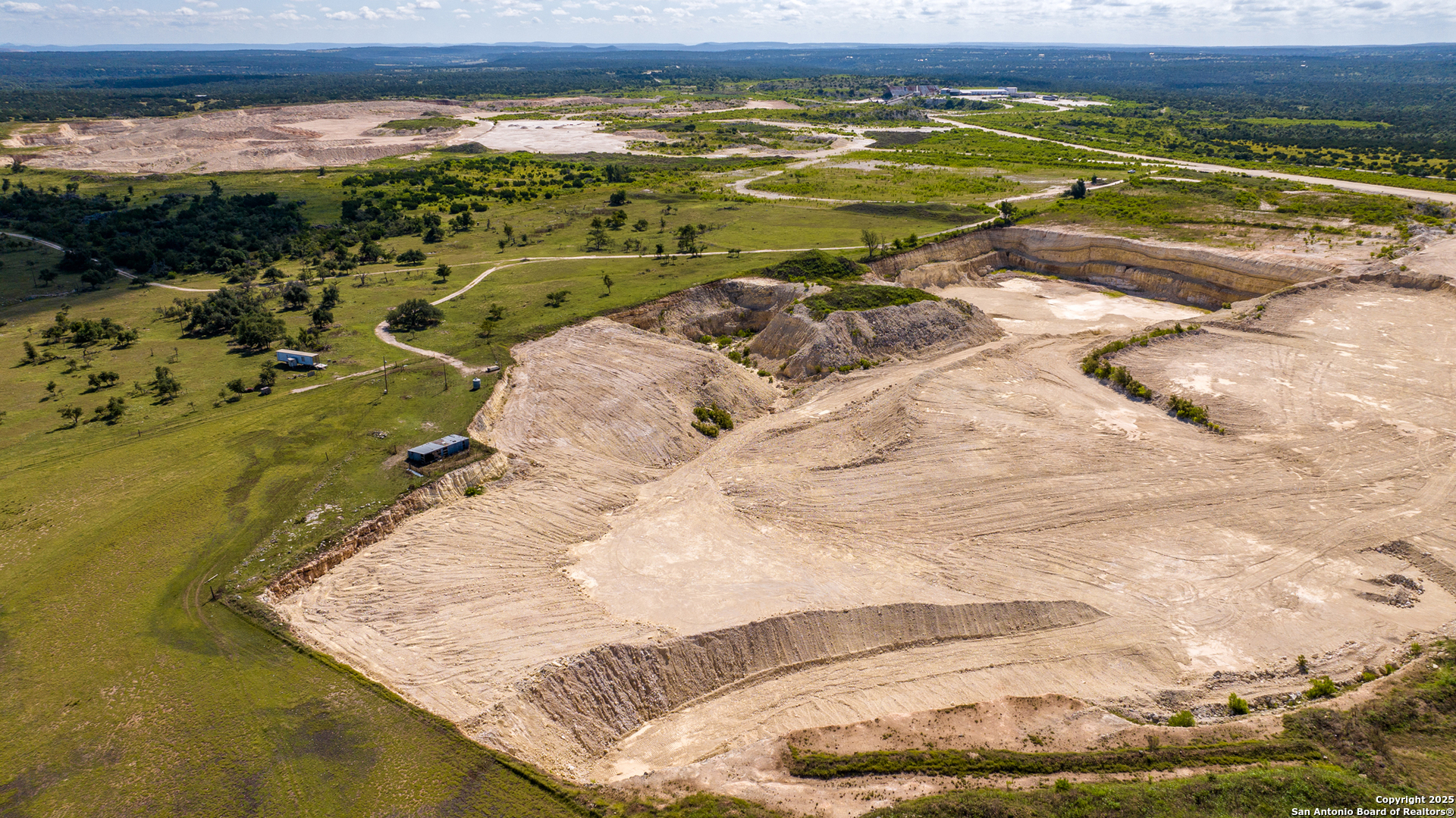 875 Gypsum Mine Road Fredericksburg, TX 78624 - Photo 15 of 29