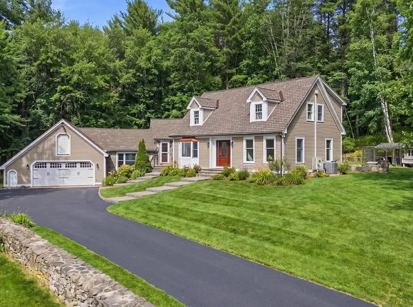 $4,200 | 166 Londonderry Road, Windham, NH 03087