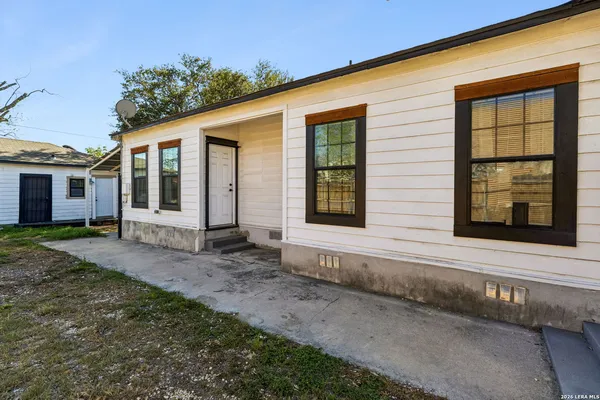 $2,500 | 1444 McKinley Avenue, San Antonio, TX 78210