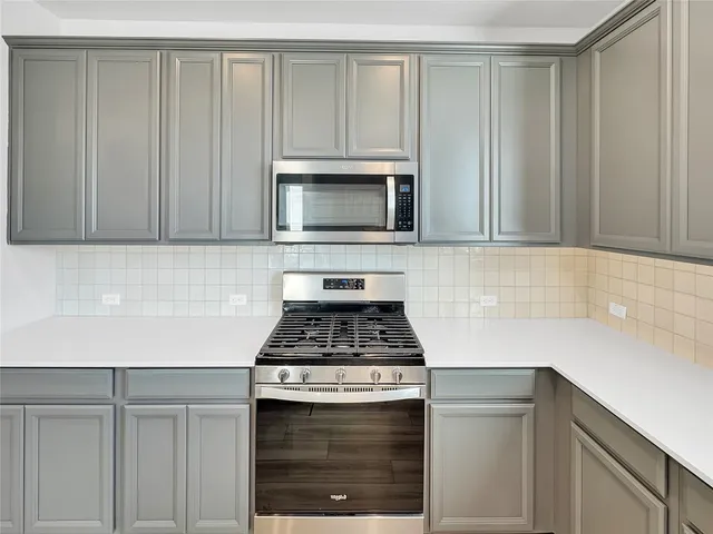 $2,400 | 2437 Roosevelt Road, Leander, TX 78641