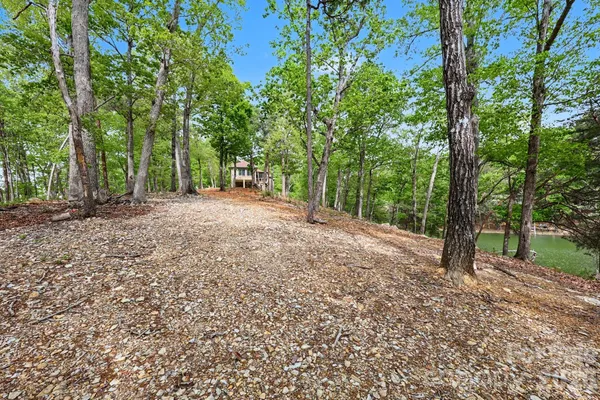 $965,000 | 1629 Healing Springs Drive, Denton, NC 27239
