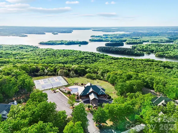 $965,000 | 1629 Healing Springs Drive, Denton, NC 27239