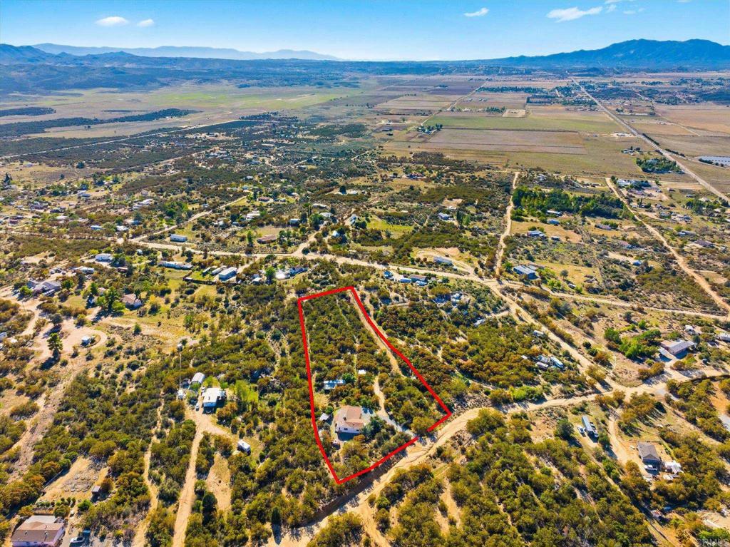 59063 Reynolds Way Anza, CA 92539 - Photo 30 of 34 a view of an ocean