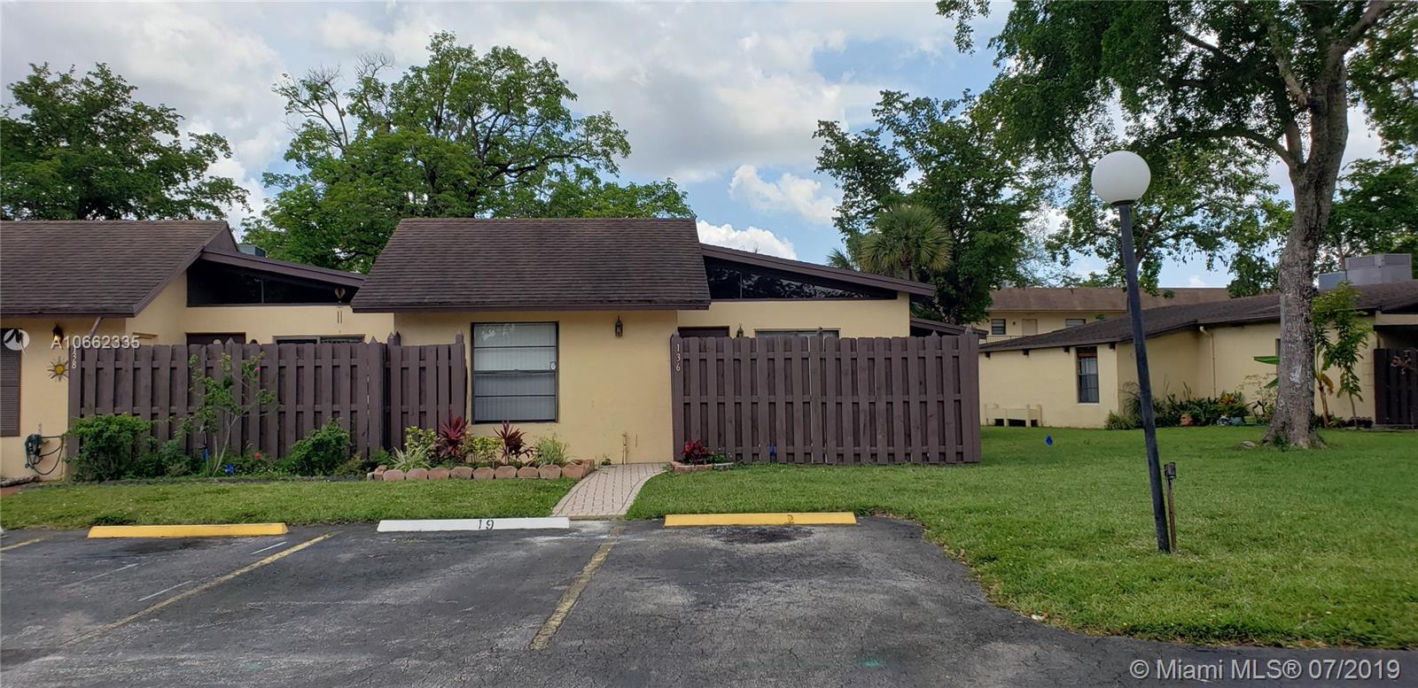 136 Gate Road, Unit 369 Hollywood, FL 33024 - Photo 4 of 38
