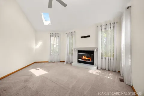 $515,000 | 2474 Wendover Drive, Naperville, IL 60565