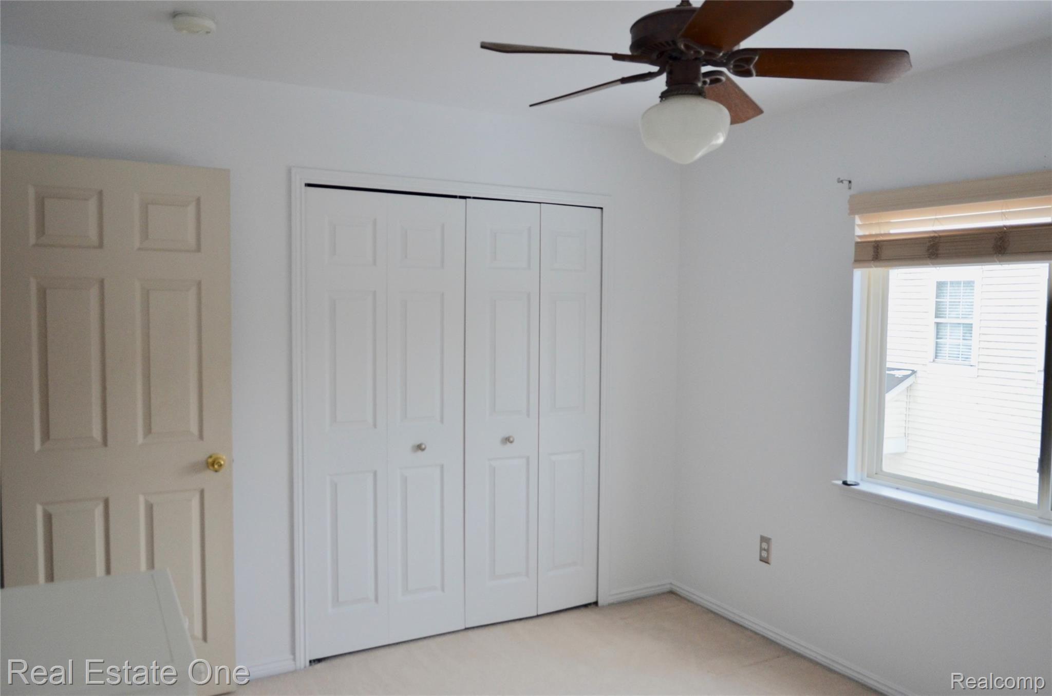 75 Ridge Field Court Oxford, MI 48371 - Photo 15 of 20 Bedroom 2