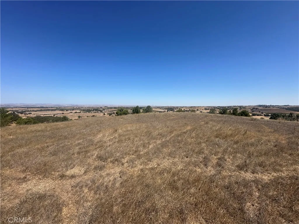 3834 Caroline Paso Robles, CA 93446 - Photo 1 of 8 a view of an ocean