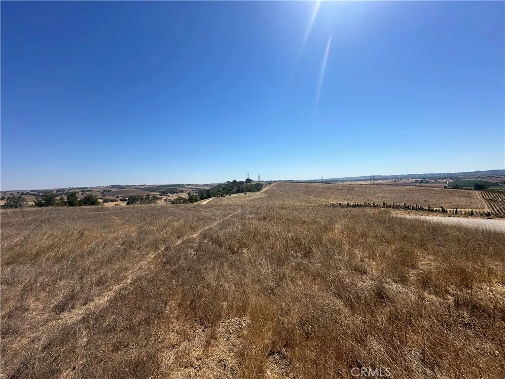3834 Caroline Paso Robles, CA 93446 - Photo 2 of 8 a view of an ocean