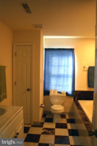 1227 Brodbeck Road Hampstead, MD 21074 - Photo 20 of 24 Bath (Master)