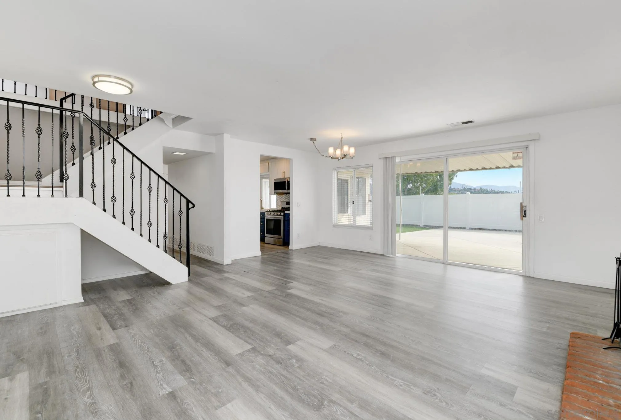 8409 Elkhorn Street Lemon Grove, CA 91945 - Photo 4 of 31