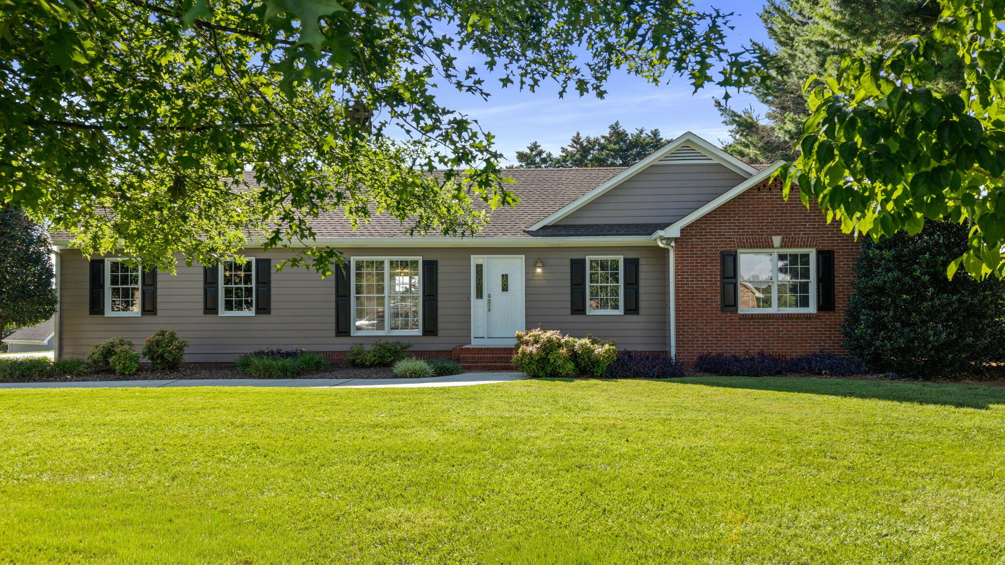 3365 Michigan Ave Road Northeast Cleveland, TN 37323 - Photo 2 of 39 1-web-or-mls-1
