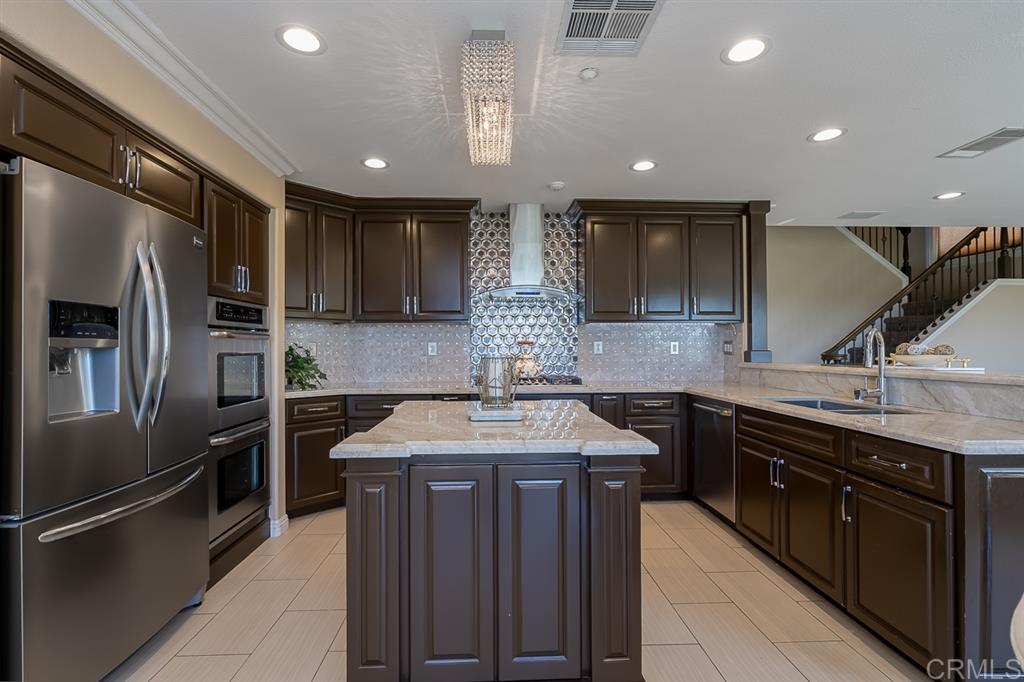 2308 Pointe Parkway Spring Valley, CA 91978 - Photo 9 of 22