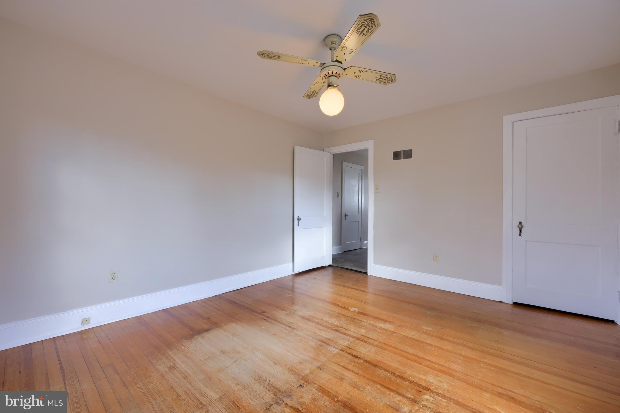 207 Leaders Heights Road York, PA 17402 - Photo 12 of 28
