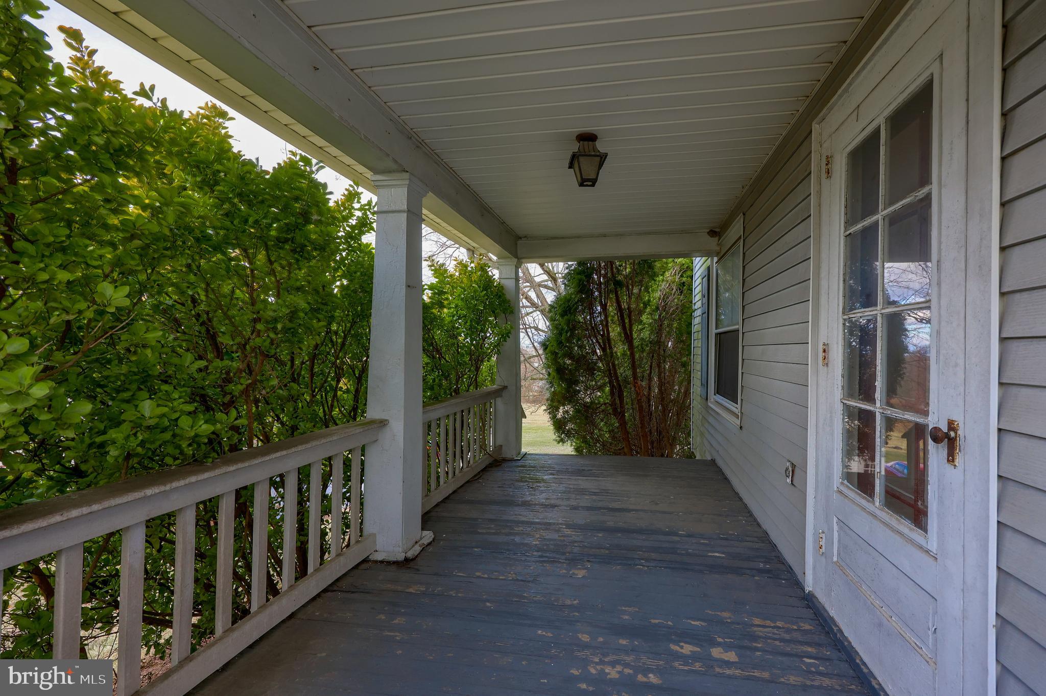 207 Leaders Heights Road York, PA 17402 - Photo 4 of 28