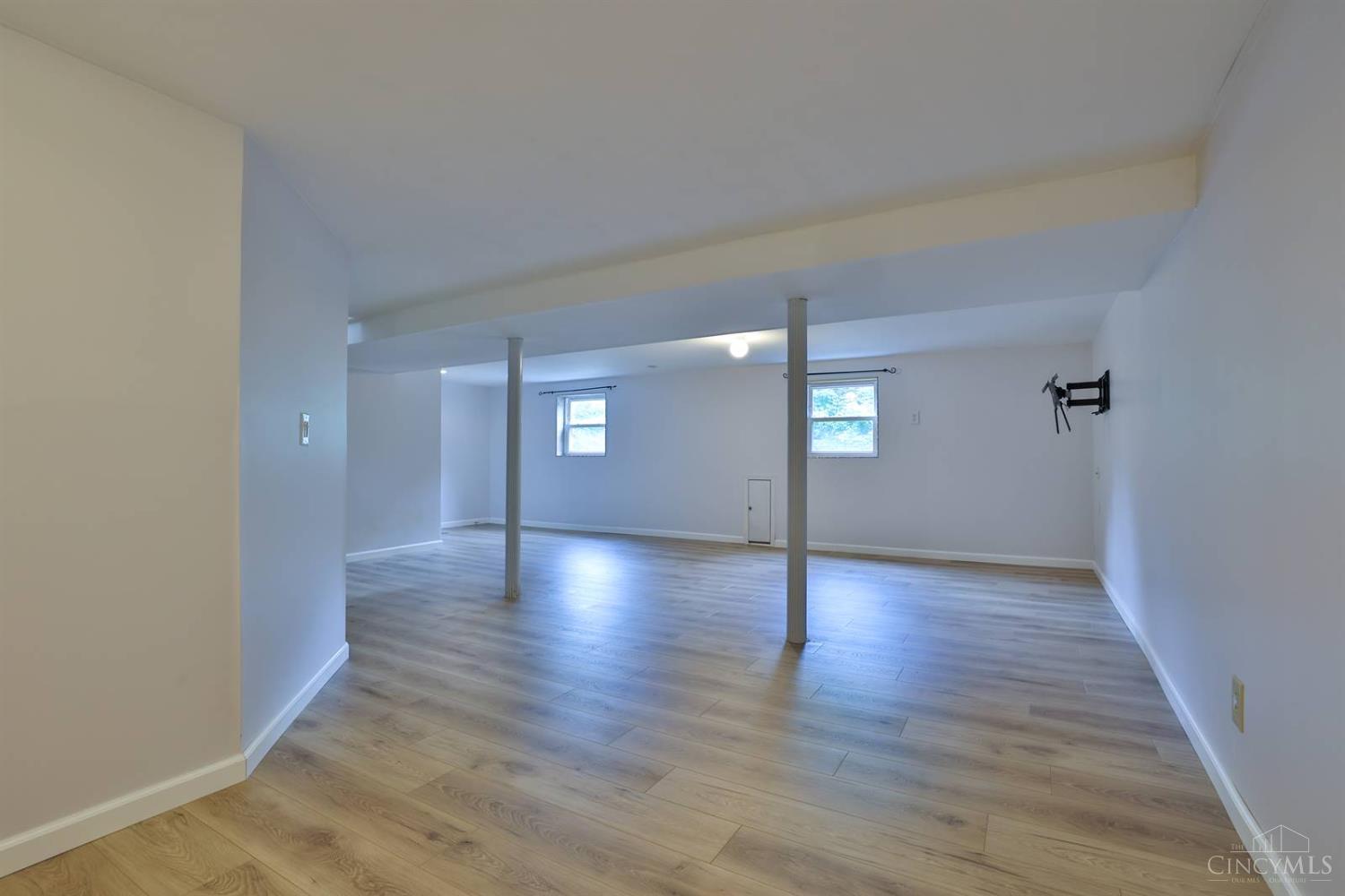 6123 Sheed Road Cincinnati, OH 45247 - Photo 21 of 46 Gallery Image 21