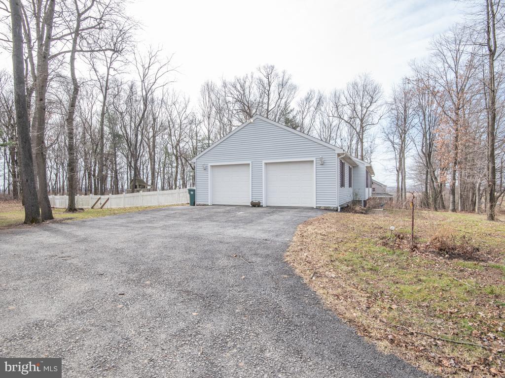 5900 Street Road Kirkwood, PA 17536 - Photo 5 of 49