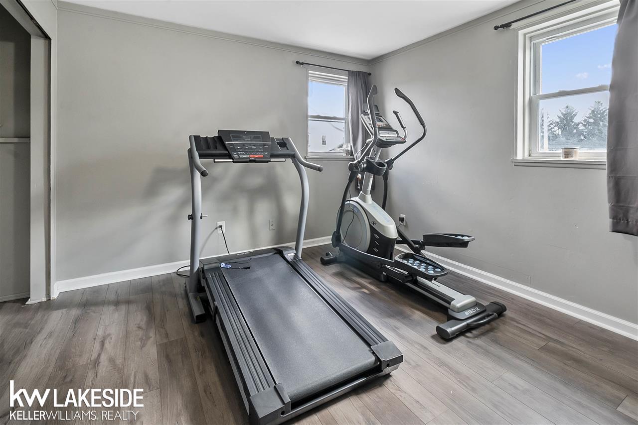 52851 Chesterfield Road New Baltimore, MI 48051 - Photo 39 of 54 31390713-38.JPG