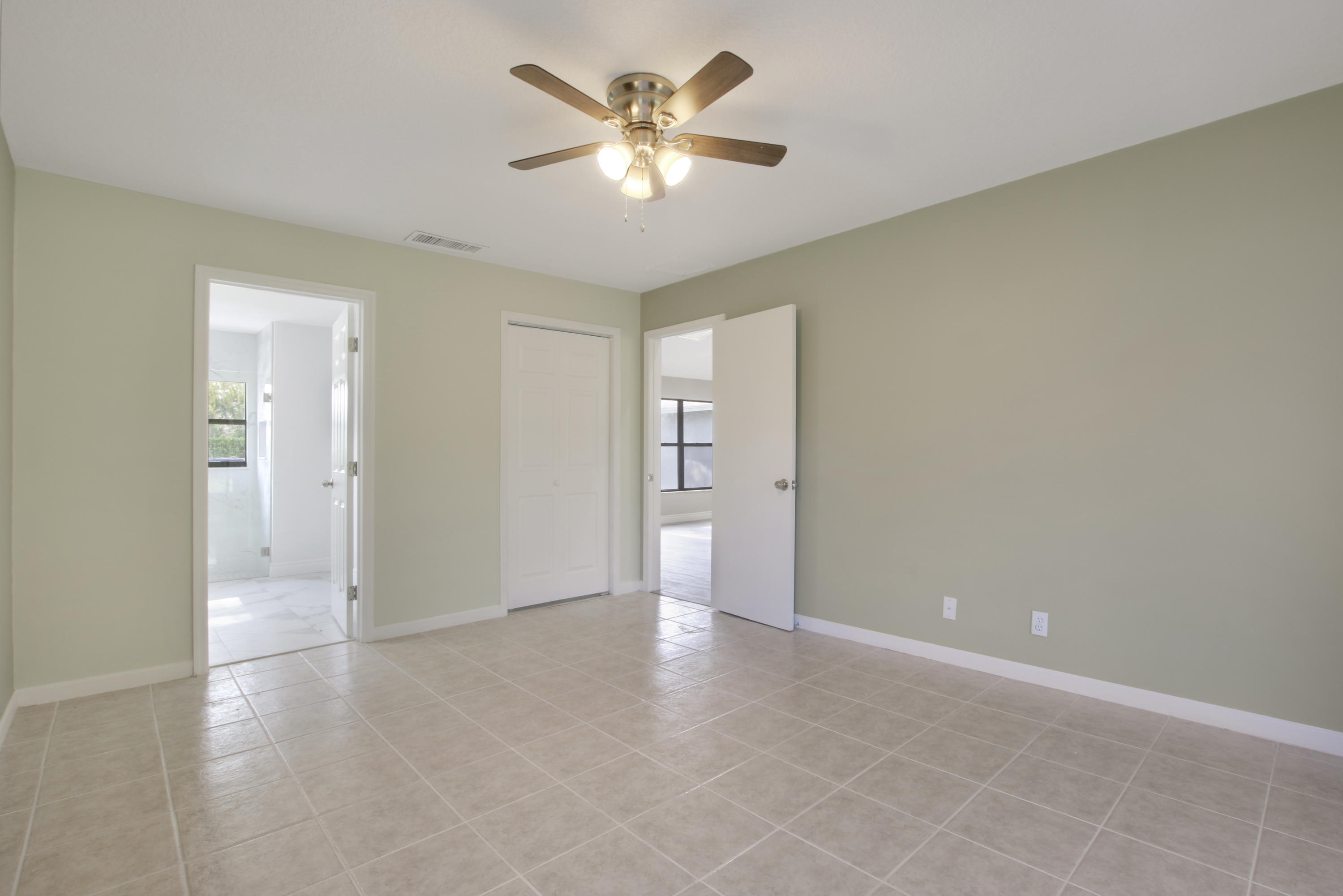 1252 Raintree Lane Wellington, FL 33414 - Photo 10 of 22 Master