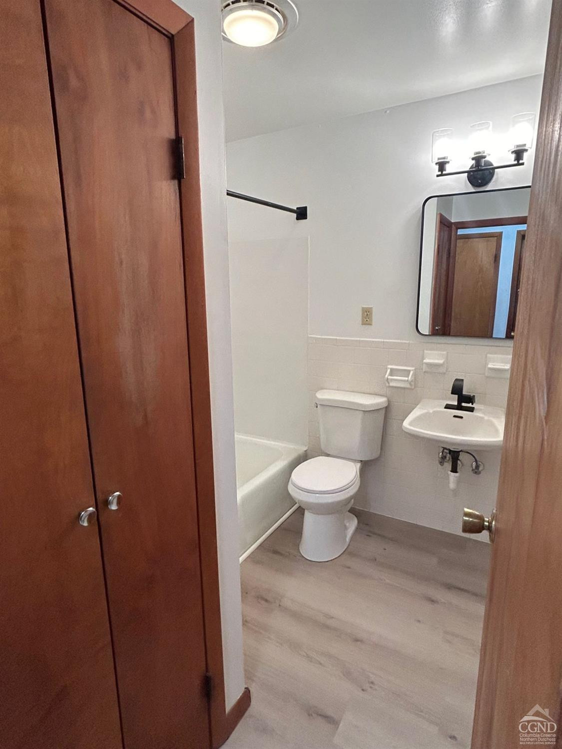 1300 South Schodack Road Castleton-on-Hudson, NY 12033 - Photo 17 of 42 Photo 21