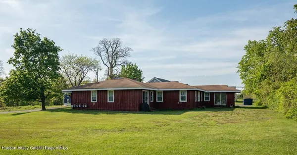 $1,299,000 | 1300 South Schodack Road, Castleton-on-Hudson, NY 12033