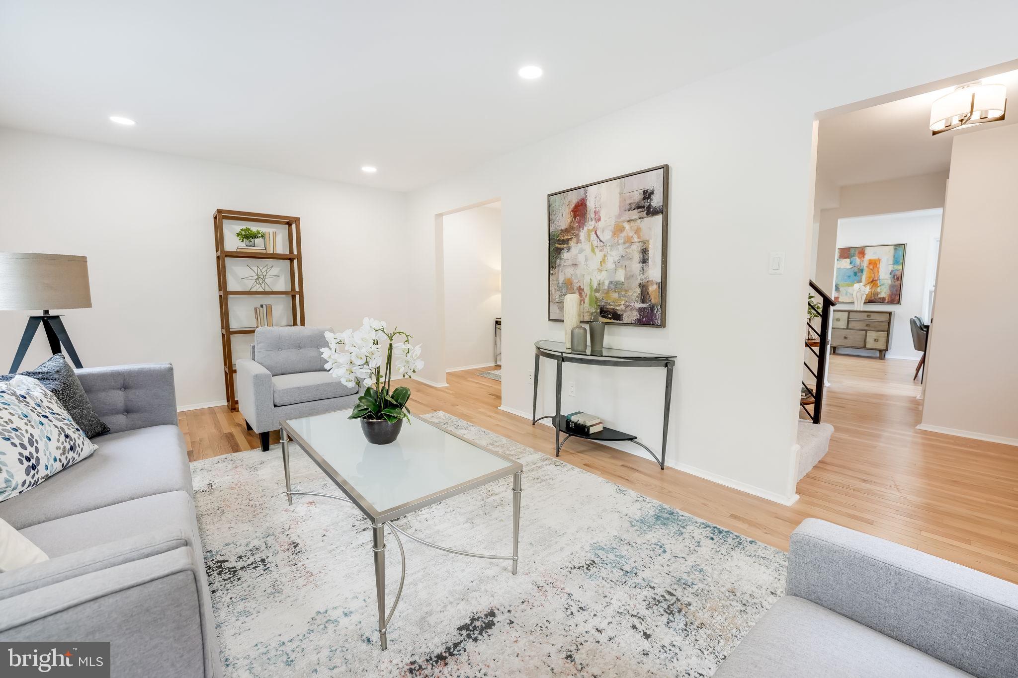 11840 Dunlop Court Reston, VA 20191 - Photo 11 of 43 Gallery Image 11