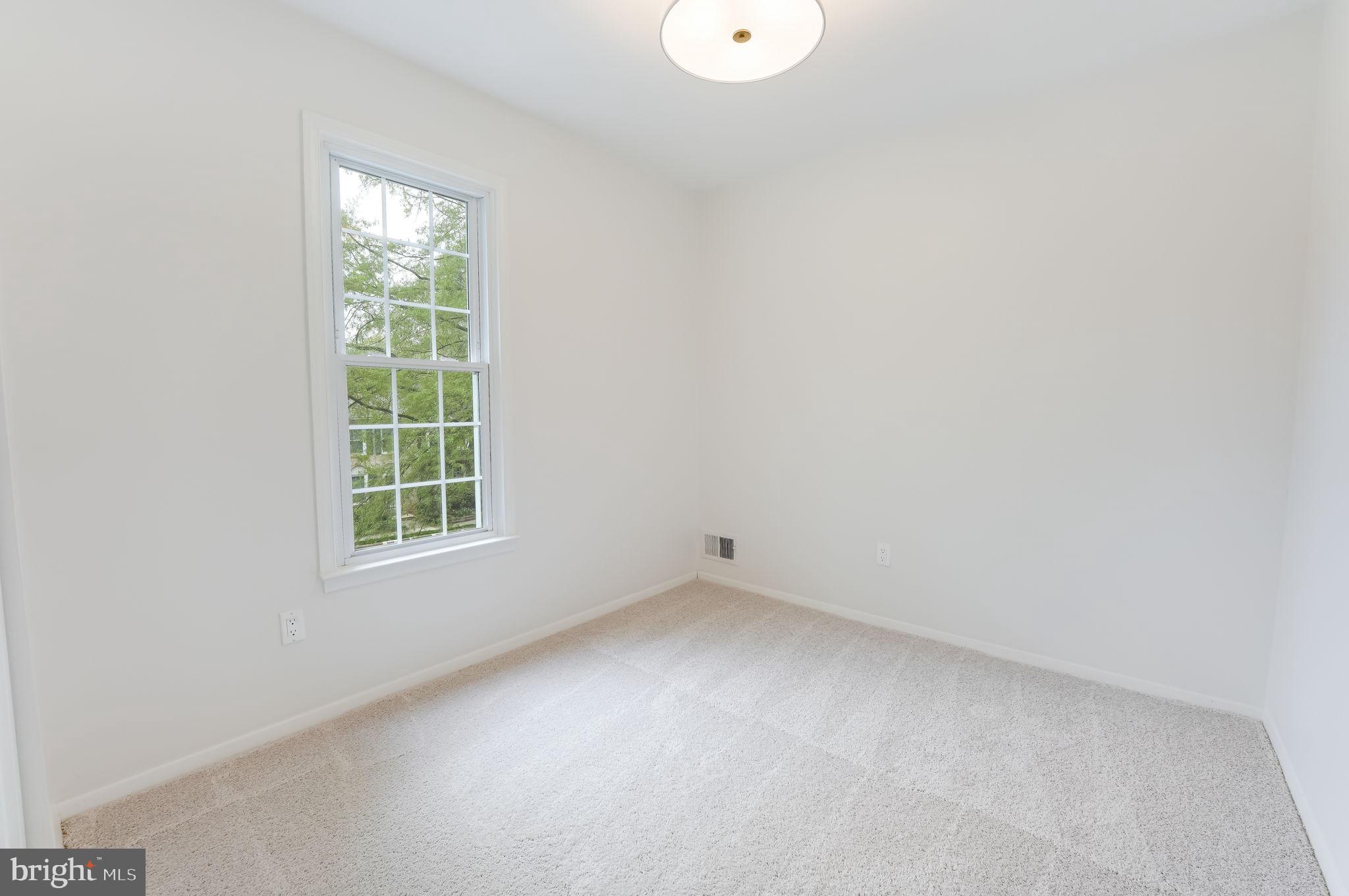 11840 Dunlop Court Reston, VA 20191 - Photo 23 of 43 Gallery Image 23