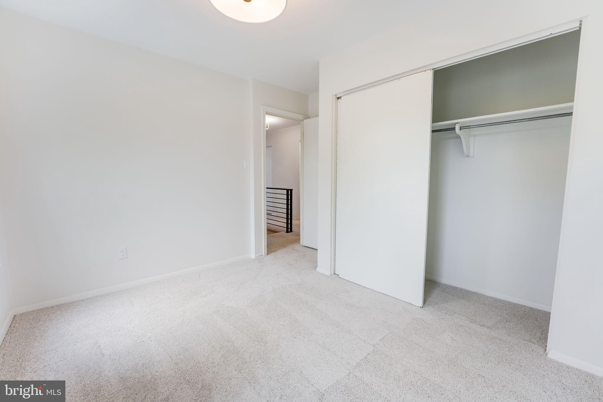11840 Dunlop Court Reston, VA 20191 - Photo 26 of 43 Gallery Image 26