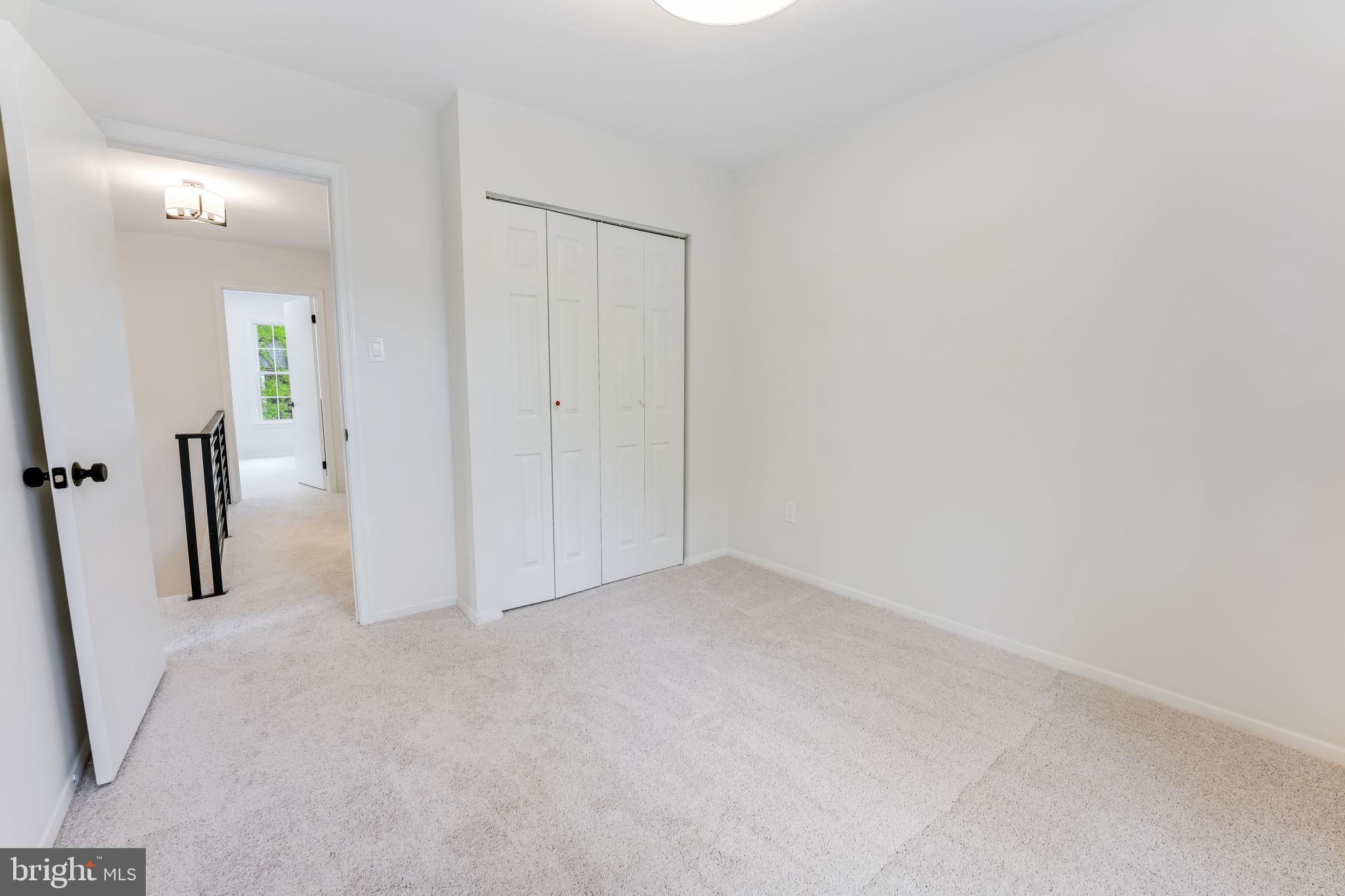 11840 Dunlop Court Reston, VA 20191 - Photo 28 of 43 Gallery Image 28