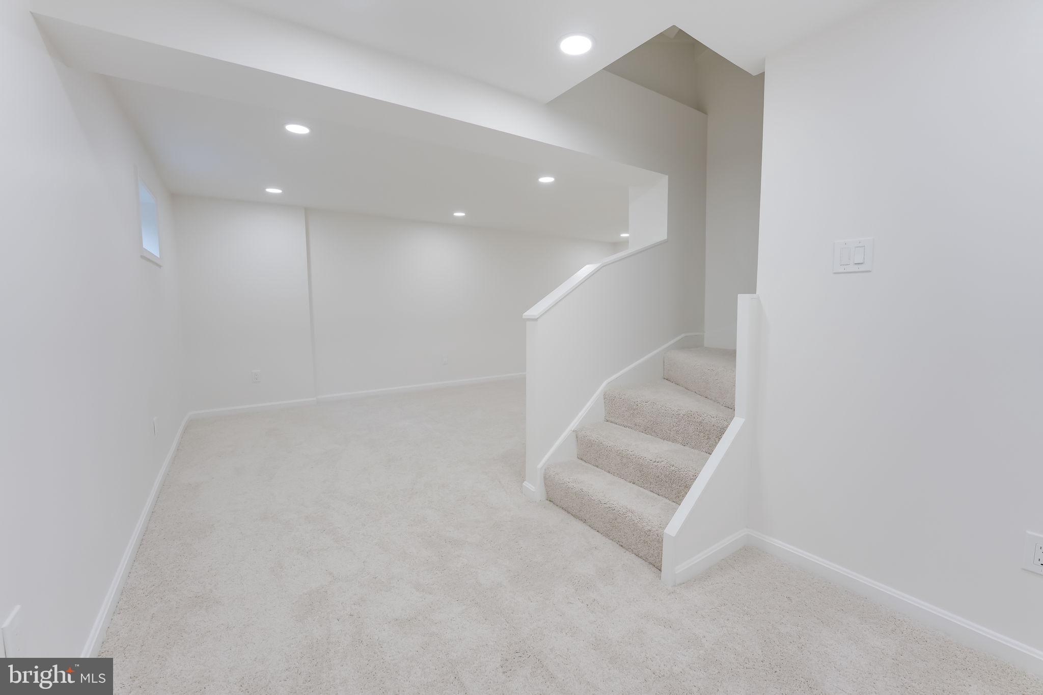 11840 Dunlop Court Reston, VA 20191 - Photo 32 of 43 Gallery Image 32