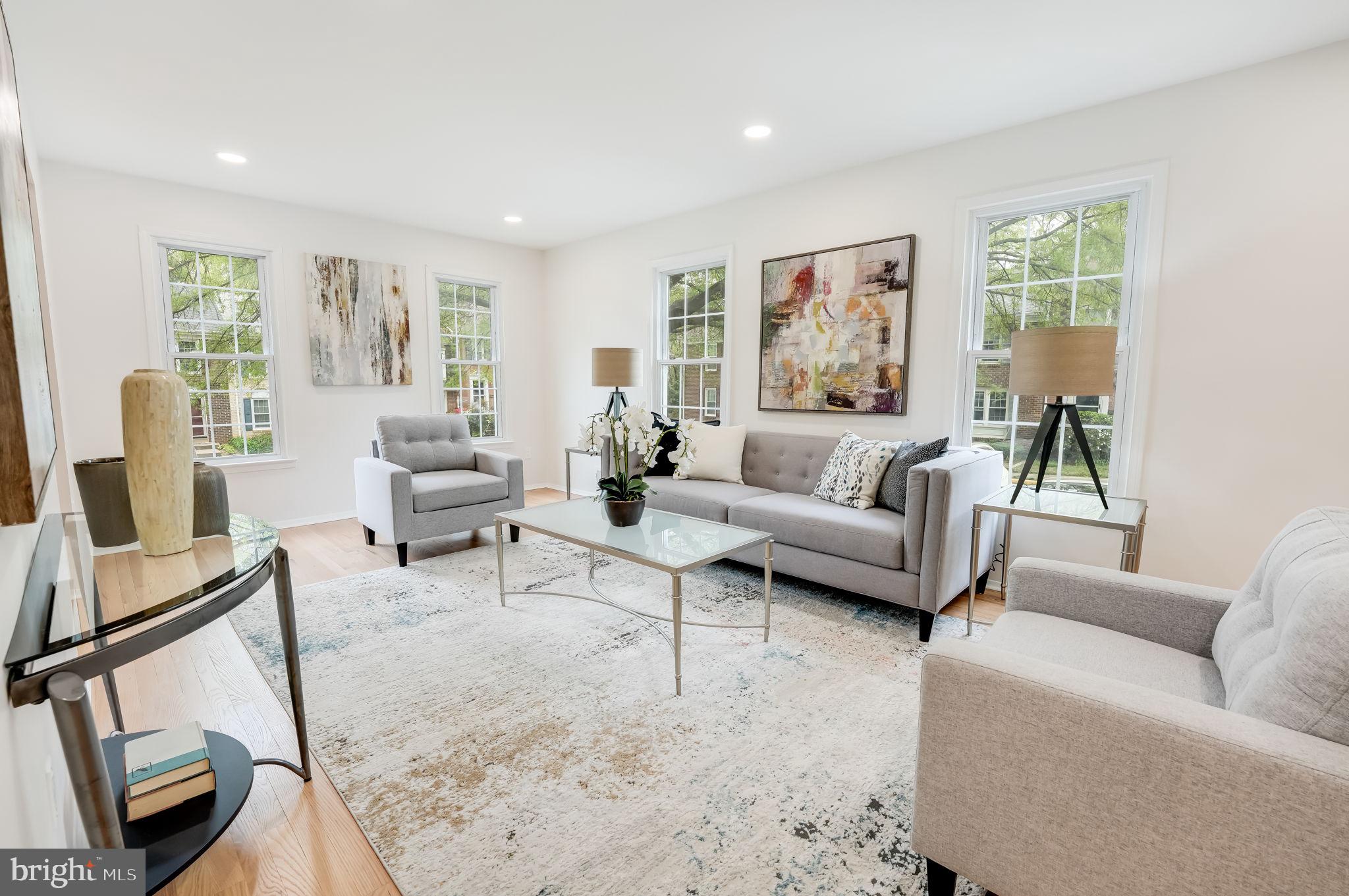 11840 Dunlop Court Reston, VA 20191 - Photo 9 of 43 Gallery Image 9