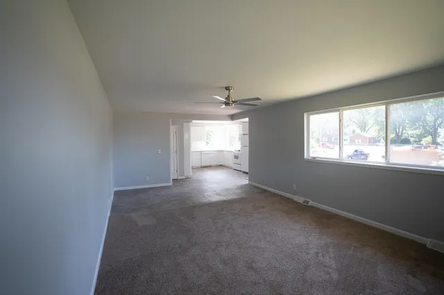 $189,900 | 3066 West Huron Street, Waterford, MI 48328