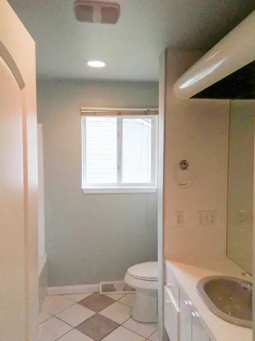 $189,900 | 3066 West Huron Street, Waterford, MI 48328