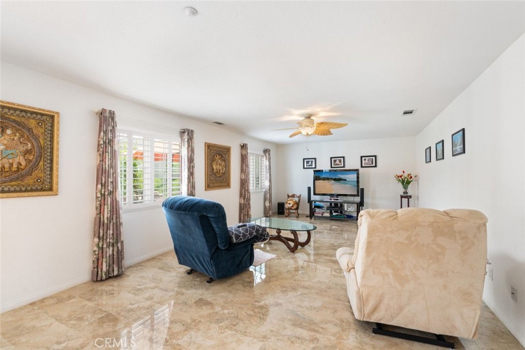 9406 Hampstead Court Riverside, CA 92508 - Photo 11 of 38