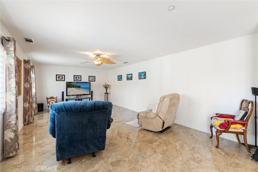 9406 Hampstead Court Riverside, CA 92508 - Photo 12 of 38