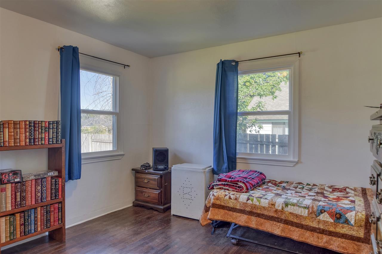325 East Graves Road Spokane, WA 99218 - Photo 11 of 25 Gallery Image 11