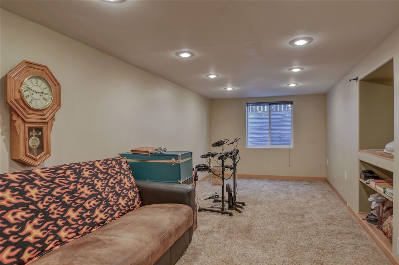 325 East Graves Road Spokane, WA 99218 - Photo 15 of 25 Gallery Image 15