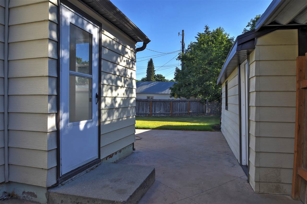 325 East Graves Road Spokane, WA 99218 - Photo 20 of 25 Gallery Image 20